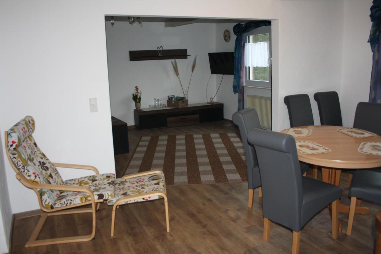 Chiaras Ferienwohnung Heusweiler Exterior foto